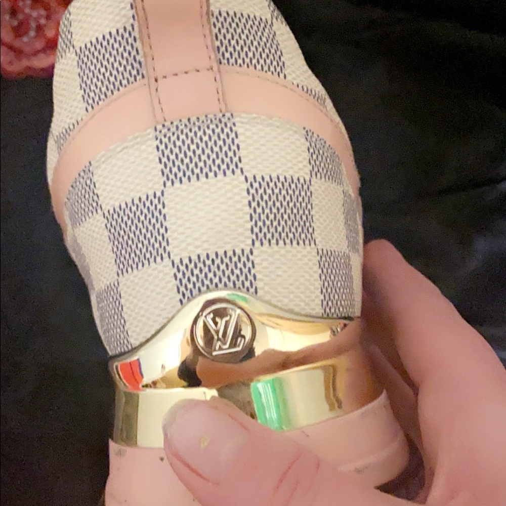Louis Vuitton 2019 runway sneaker size 8 - Picture 3 of 5